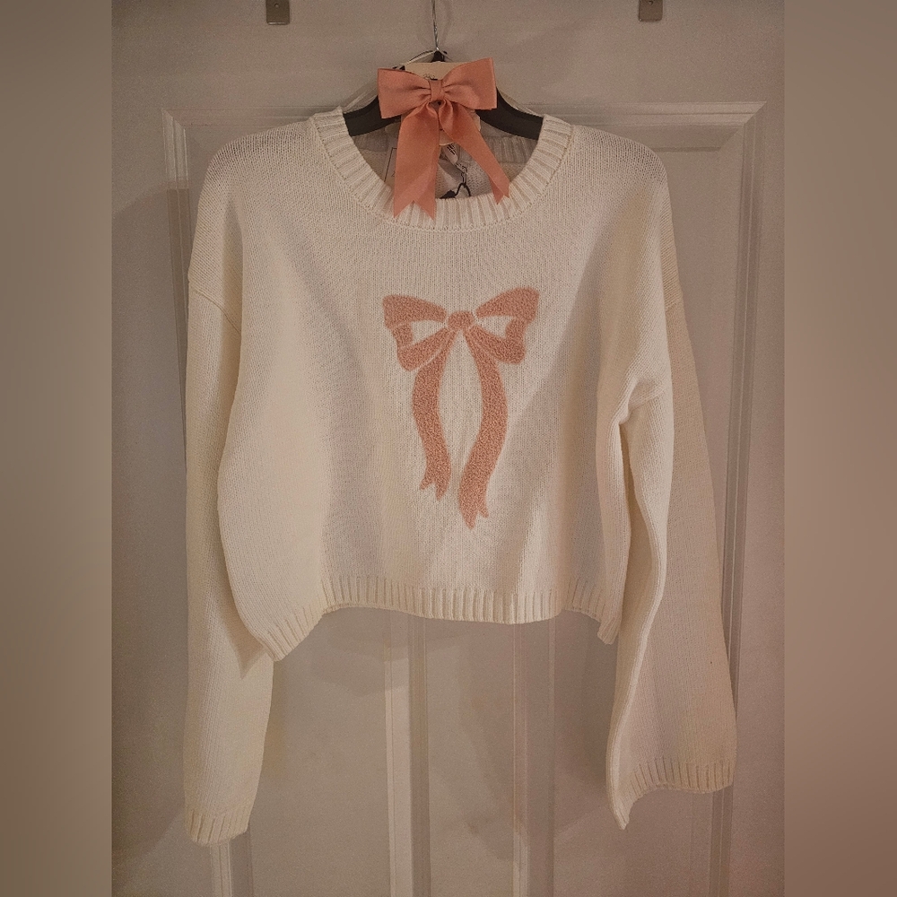 Sincerely Jules 2 piece Bow sweater with matching bow